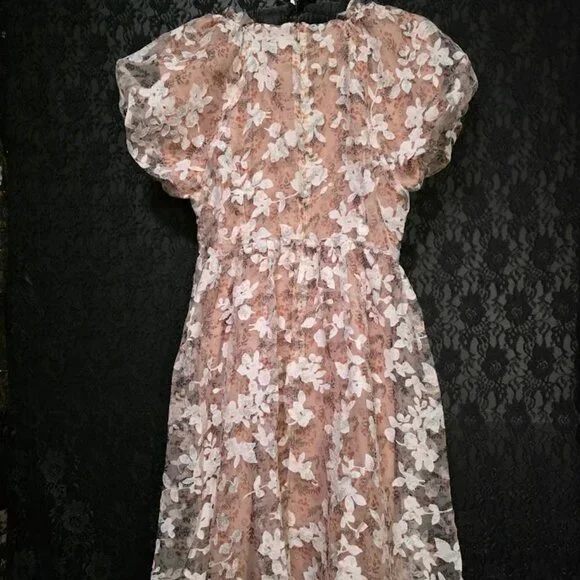 LOVE OLIVE CO Floral Overlay Pleated Bodice Dress M - Picture 8 of 11